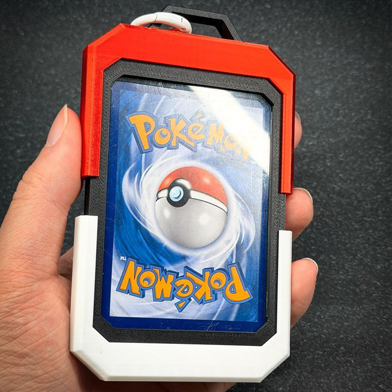 Poke Ball Vertical Card Holder - Themed Playing Card recension och pris